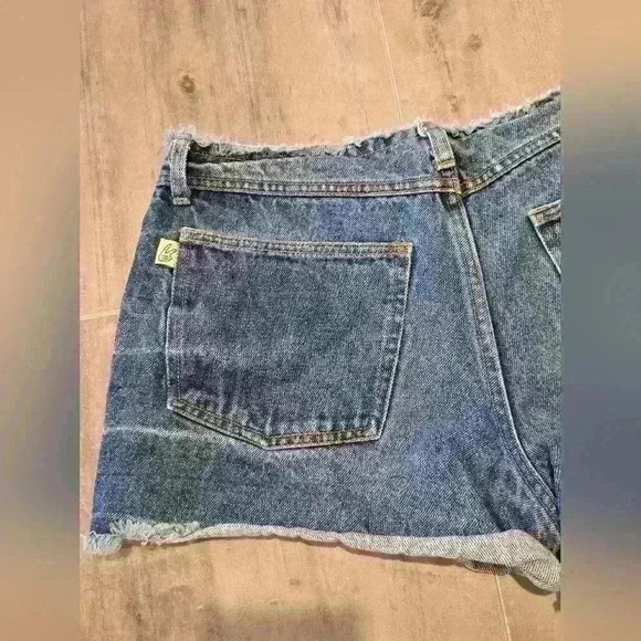2000's Jean Shorts Original Threads Raw Hem Waist - Picture 7 of 13